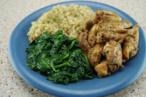 Garlic-Lemon Chicken & Spinach with Quinoa