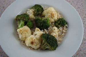 Mexican-Style Quinoa Bowl with Ground Beef, Broccoli & Cauliflower