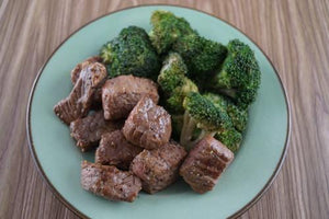 Garlic-Rosemary Lamb Chop with Sautéed Broccoli